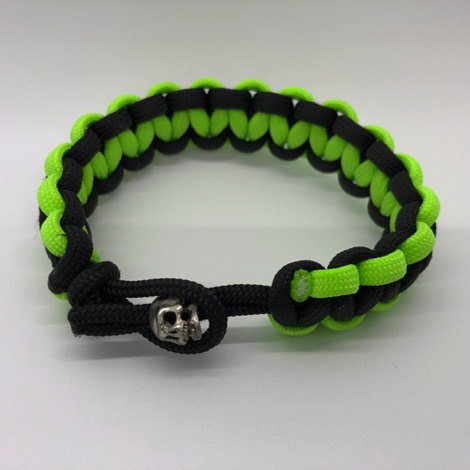 Paracord Skull Bracelet